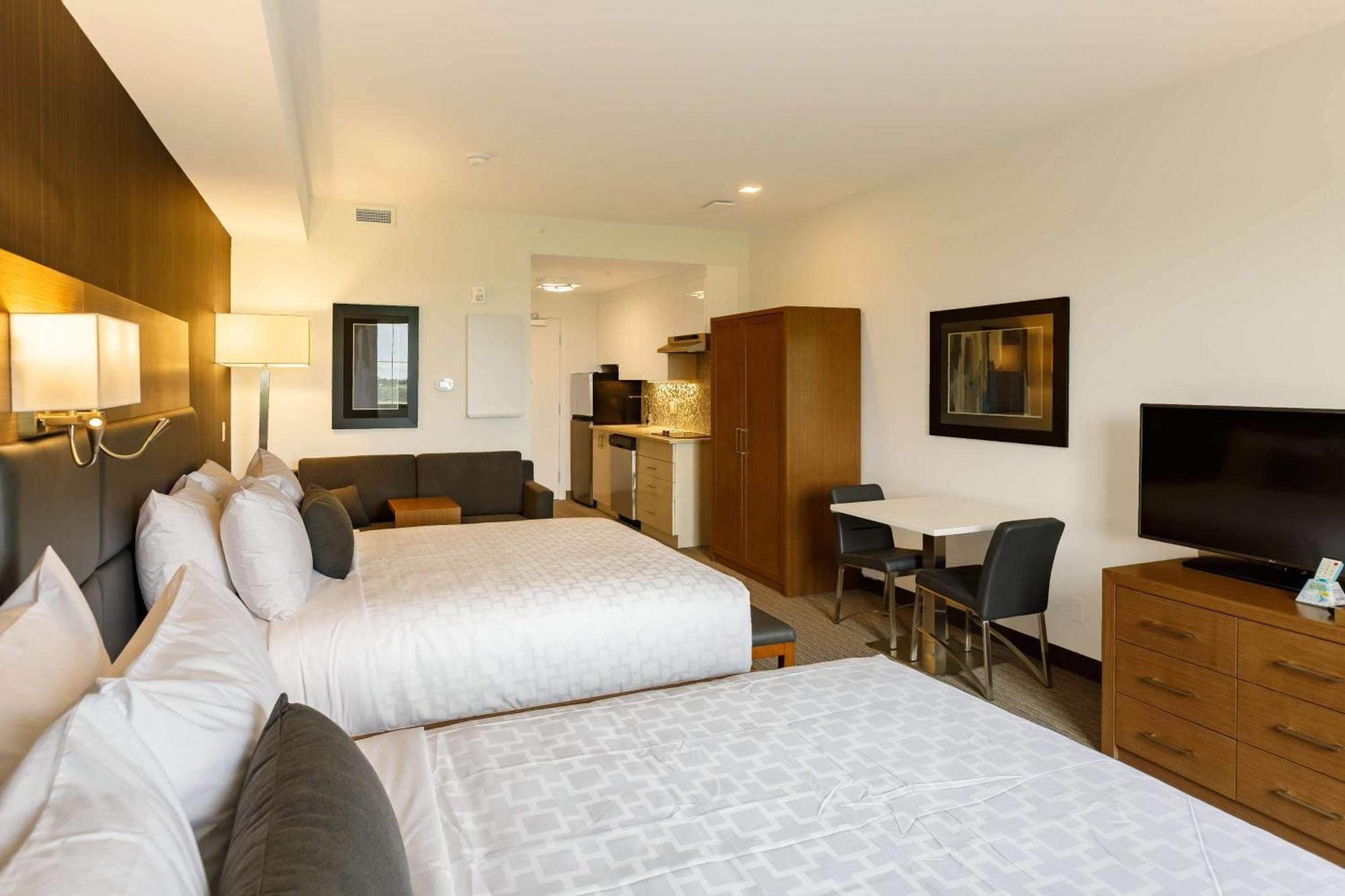 Executive Residency By Best Western Calgary City View North Bagian luar foto