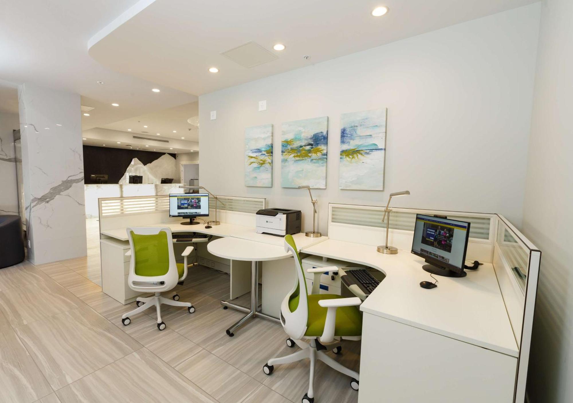 Executive Residency By Best Western Calgary City View North Bagian luar foto