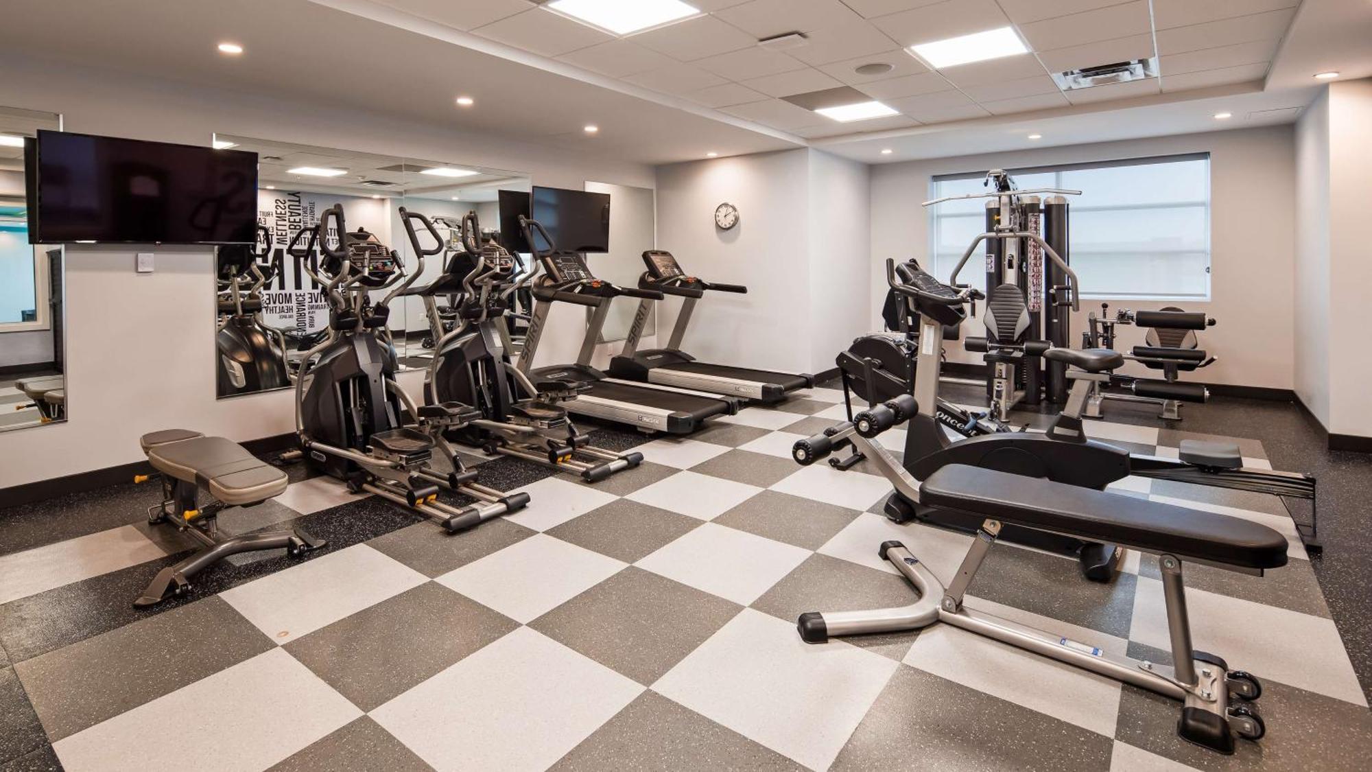 Executive Residency By Best Western Calgary City View North Bagian luar foto